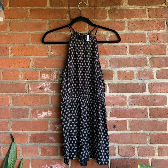 H&M Diamond‎ Romper with Slit-Back - Picture 1 of 6